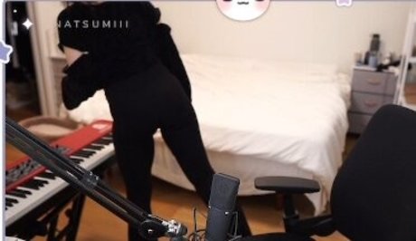 lolnatsumiii 最高のポルノスター ギャラリー