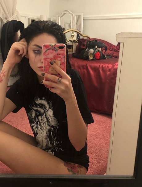 asmr ジンジャー オンリーファンズ ホット裸 画像