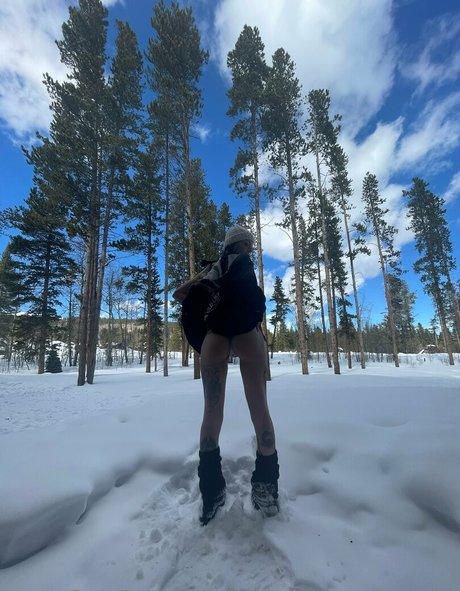 Strawberrysquirtcake ポルノスター アダルト 画像