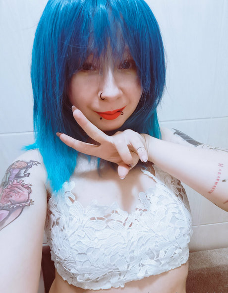 ティーン乱交OnlyFans ホットセックス 画像