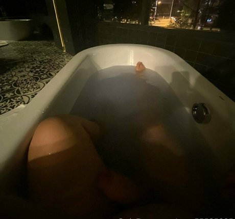 潮吹きオーガズムOnlyFans 素敵 写真