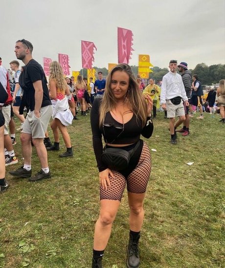 BBC PAWG オンリーファンズ 無料ヌード 写真