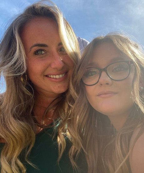 熟女メガネOnlyFans 美しい裸 写真