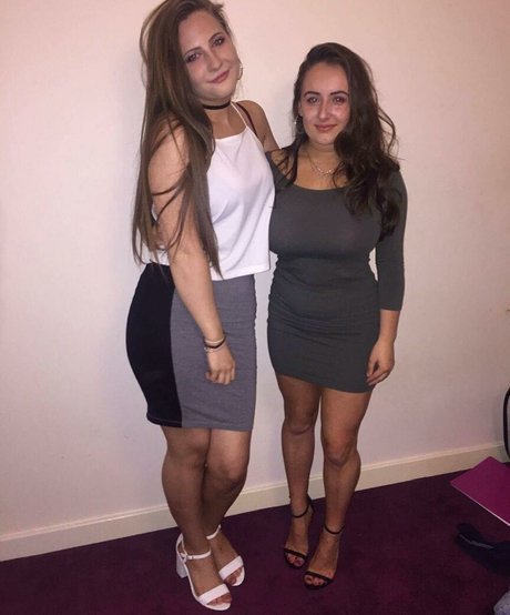 巨乳の赤毛オンリーファンズ エロチック 写真