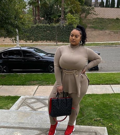 金髪レズビアンオンリーファンズ アートポルノ ギャラリー