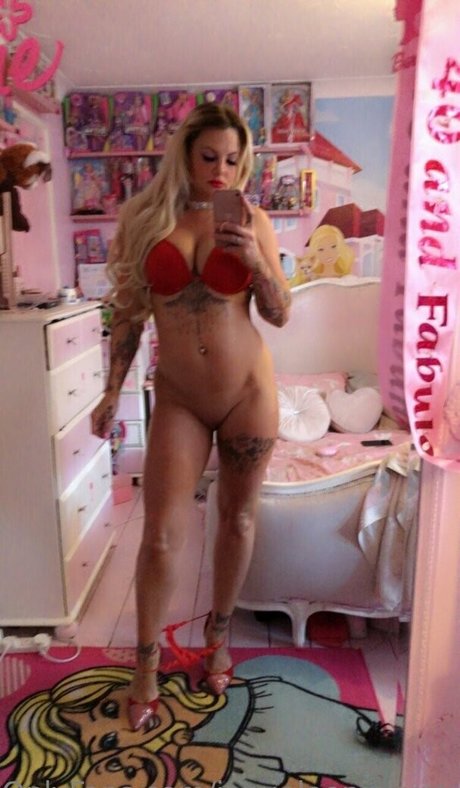 Jamieleepinkymummy Bilder