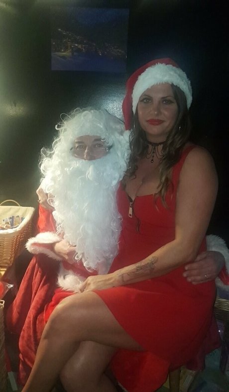 Jamieleepinkymummy エロティックモデル ギャラリー