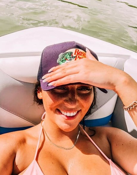 itsabbeywilsonn ヌードスター 写真