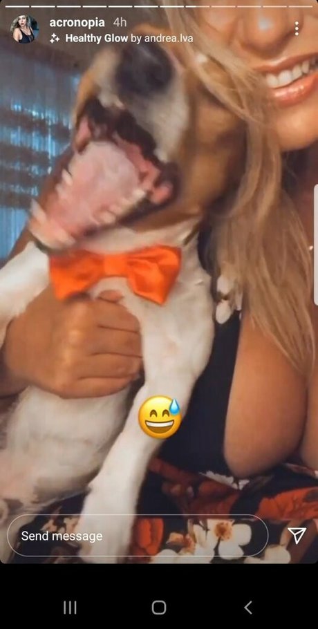 巨乳で曲線美のOnlyFans ポルノ 写真