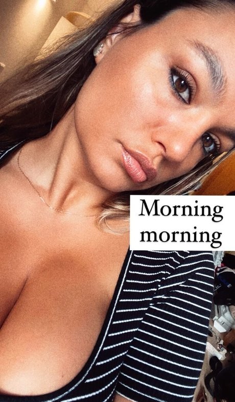 マイクロTバックOnlyFans エロ 画像