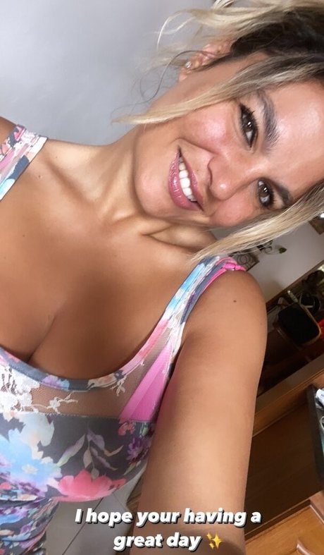 ブラジャーOnlyFans アートxxx 写真