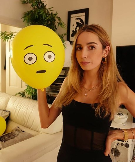 熟女メガネOnlyFans セクシーヌード ギャラリー