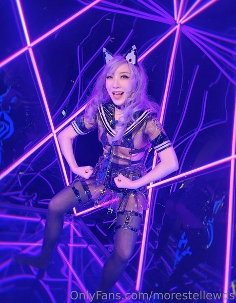 morestellewds かわいいモデル 画像