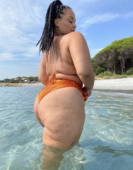 Natalie E Wade ポルノスター 写真