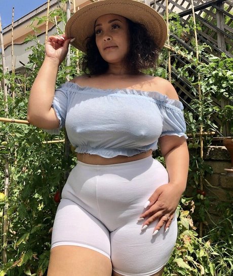 Natalie E Wade 美しいモデル 画像