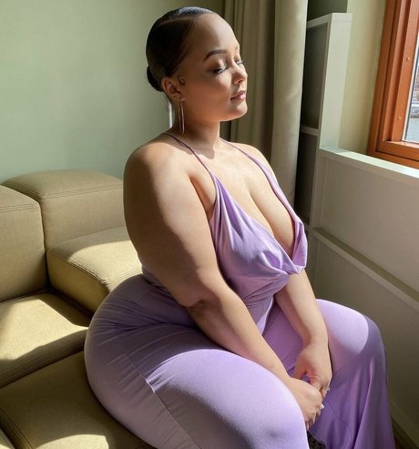 Natalie E Wade トップモデル 写真