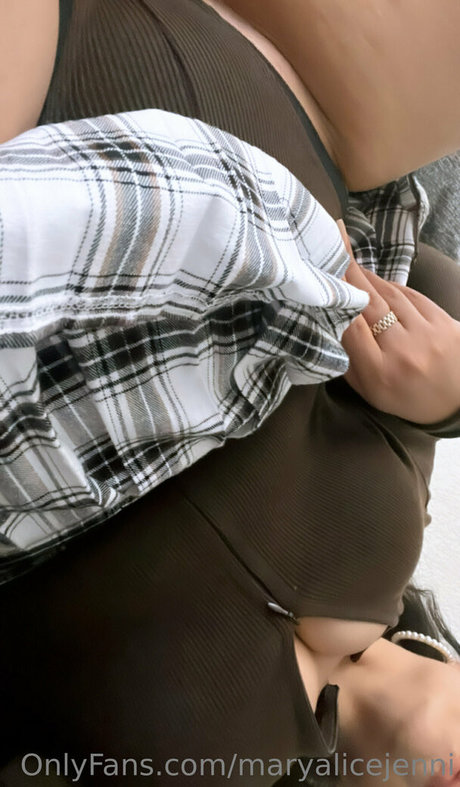 肉厚マンコオンリーファンズ 美しいヌード 画像