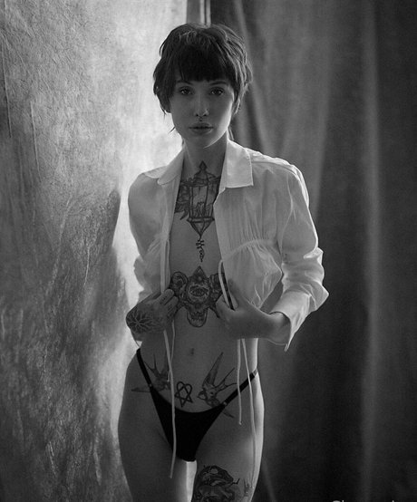 chantaise スター ヌード 写真