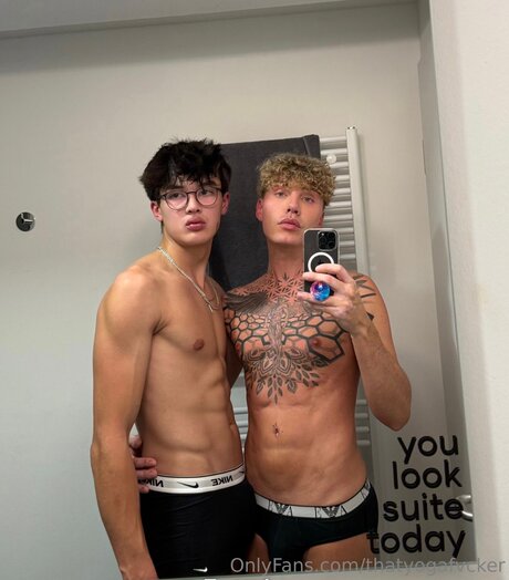 義理の妹オンリーファンズ 裸 写真