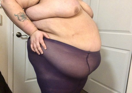 垂れ下がった熟女OnlyFans 無料裸 ギャラリー