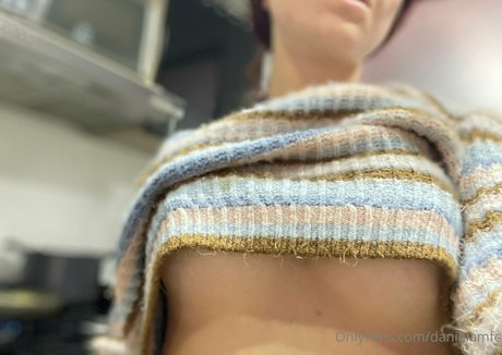 danielamfc アートモデル 画像