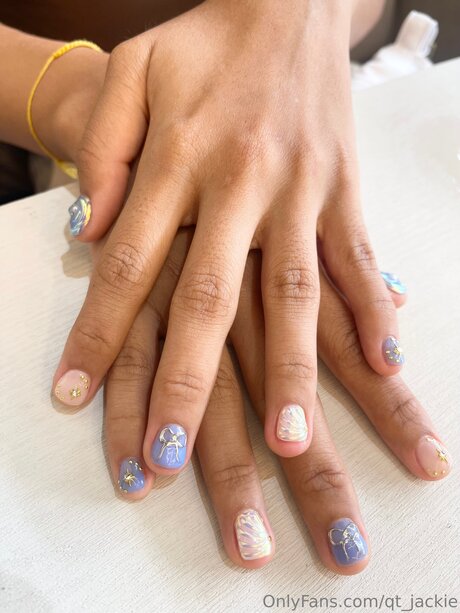 手コキ 主観視点 オンリーファンズ ホットセックス 画像