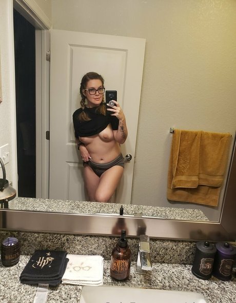 縛られたOnlyFans アダルト 写真