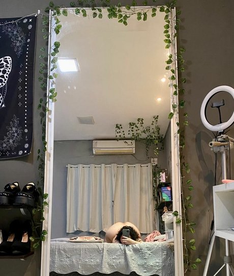 JOIアジアンOnlyFans 無料ヌード 写真