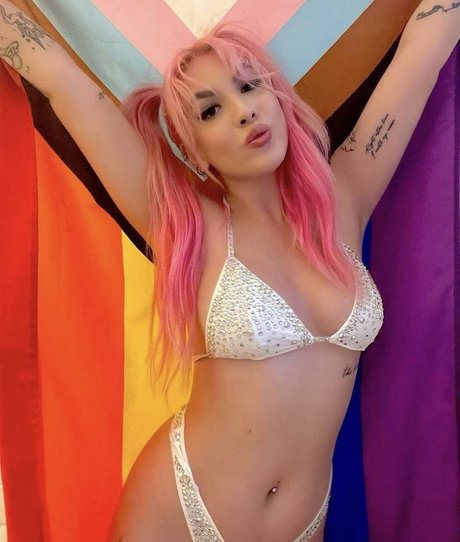 Chrissy Chlapecka エロティック女優 画像