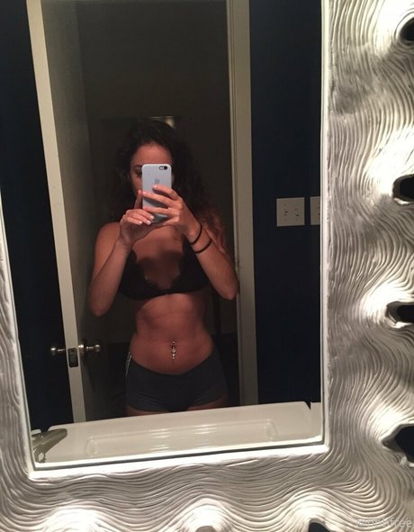 bbbabieee ホットなポルノスター 写真