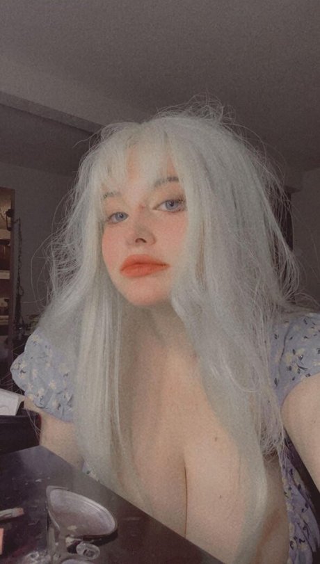 Milkmews ポルノスター トップ 写真