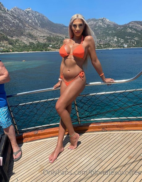 isabellaamazingfree 完璧なモデル 写真