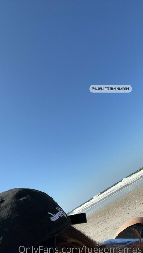 曲線美のランジェリーOnlyFans 無料 画像