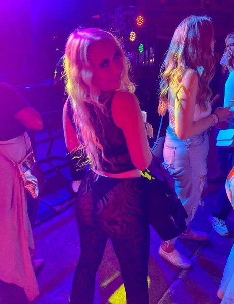 Rhiannon C トップポルノスター 写真