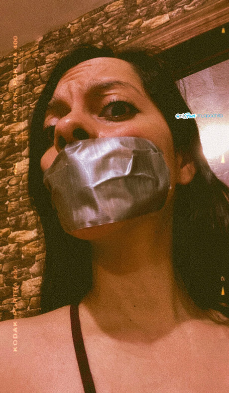 アジア人 ノーPPV オンリーファンズ セクシー 写真