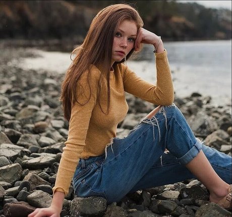 Lily Ana Alexander ポルノスター xxx ギャラリー