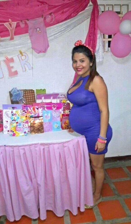 大学生カップルのオンリーファンズ ポルノ 画像