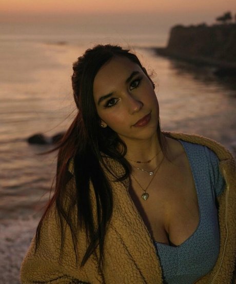 X a n t h e ポルノスター ホット 写真