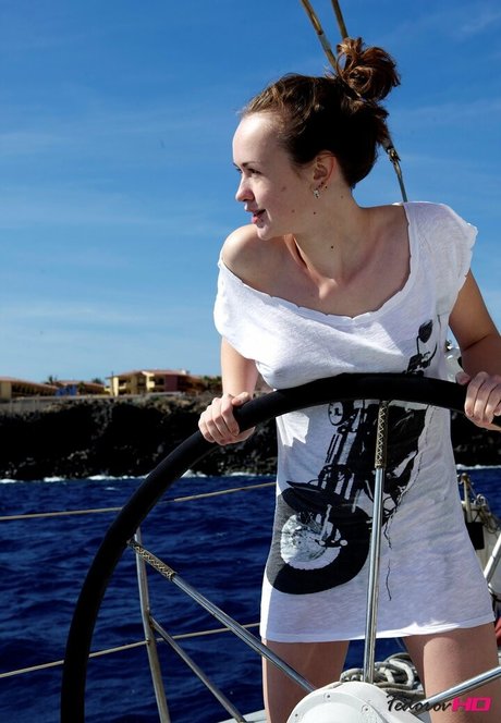 Nastya E ポルノモデル 画像