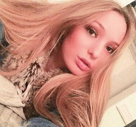 Kimi McFarland アダルトモデル 写真