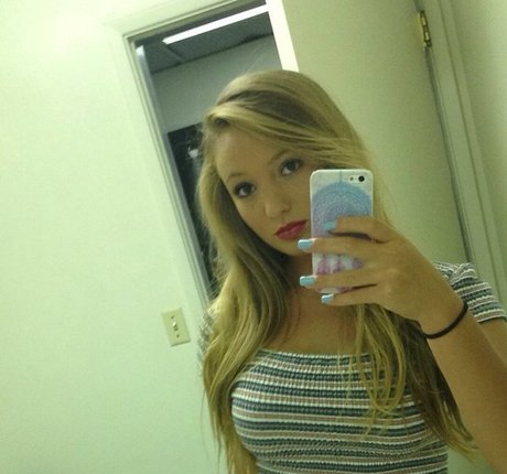 Kimi McFarland ポルノスター 画像