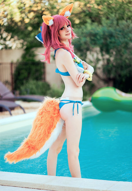 巨乳で曲線美のOnlyFans セクシー裸 画像