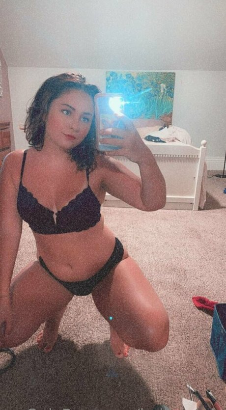 BBW TS オンリーファンズ エロチック 写真