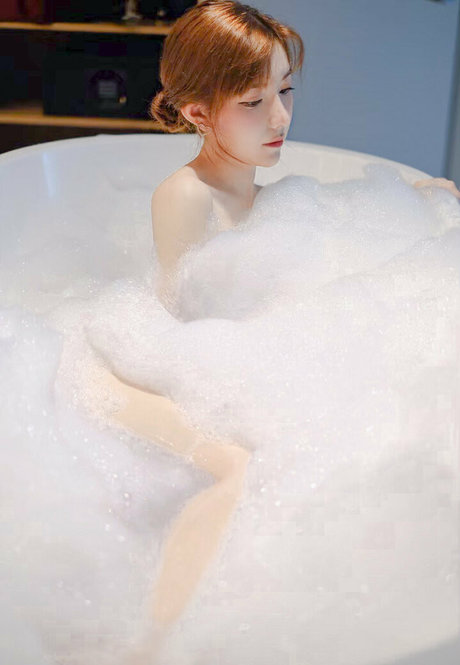 BBWシーメールオンリーファンズ HD 写真