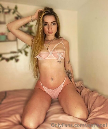 aprilopal ポルノスター トップ 写真