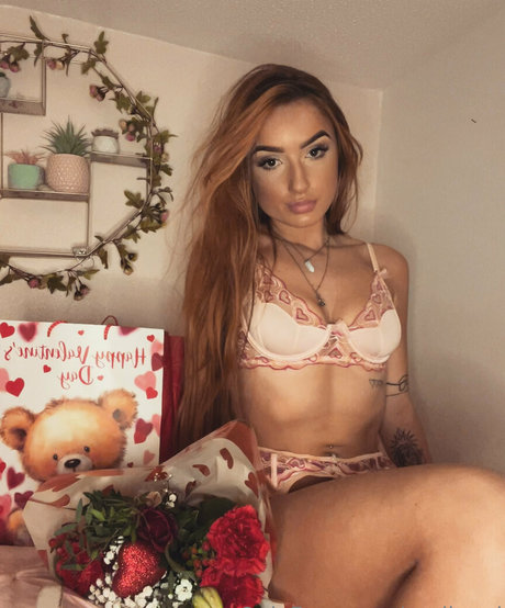 aprilopal エロティックモデル ギャラリー