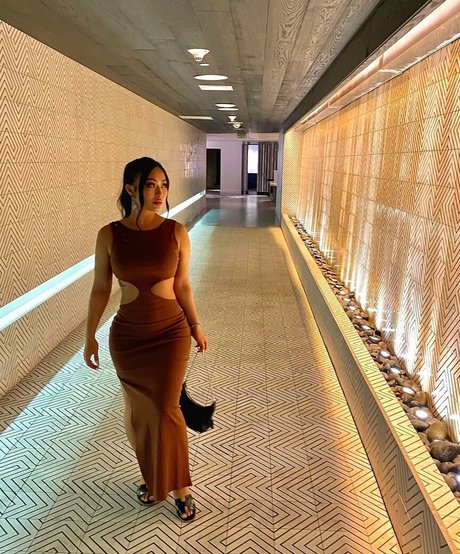 Sakura Nakamura スターセックス 写真