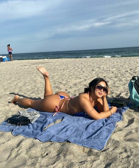 Sakura Nakamura 限定モデル 写真