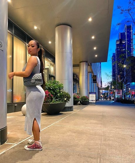 Sakura Nakamura xxxモデル 写真