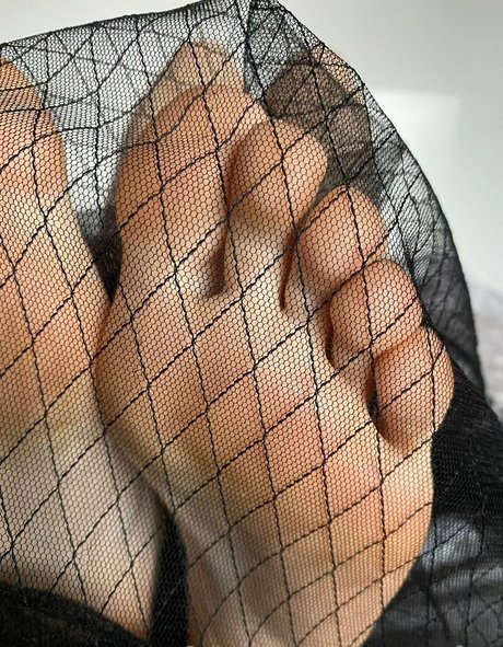 ブラックマジックオンリーファンズ アダルト無料 写真